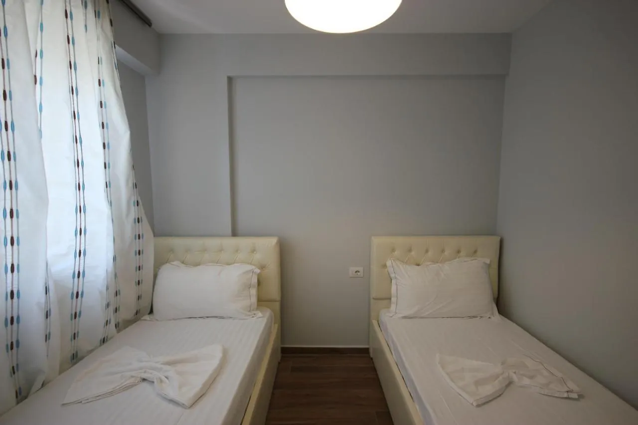 Hotel Wilson Kodermarlekaj 4*,  Albania